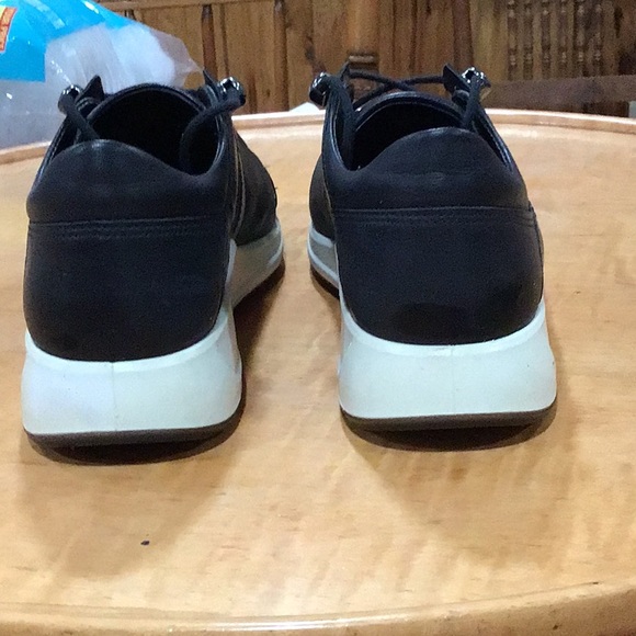 Ecco shoes size US 8, EU 39 - Picture 3 of 5